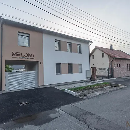 Melomi 1 Apartman *